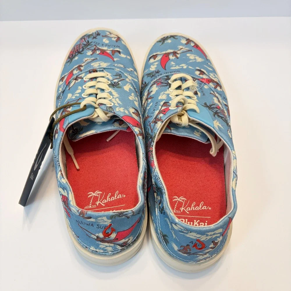 NEW OluKai x Kahala Tradewind Mens 9.5 Ocean Spray Blue Tropical Print Shoes